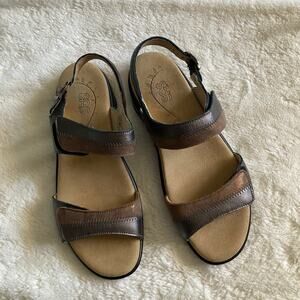 SAS Sandals Womens Size 9.5 W Wide Nudu Dusk Bronze Pewter Comfort